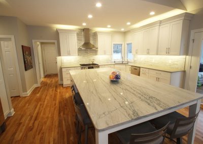 Kitchen with quartz countertops and island, Des Moines, IA